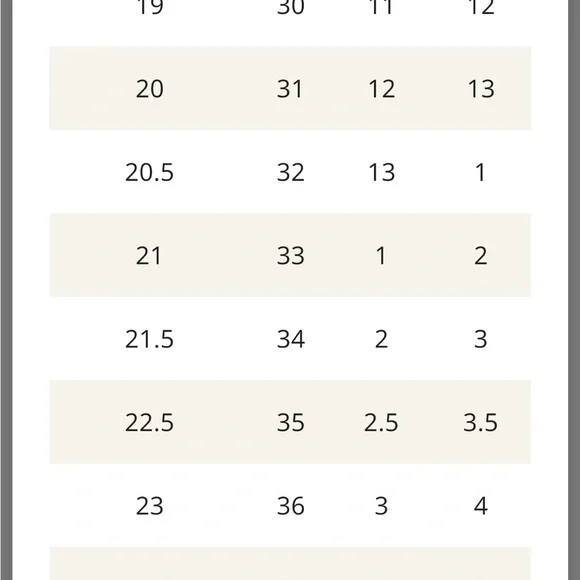 Tessa Black Flats with Pearl Detail - Picture 6 of 6